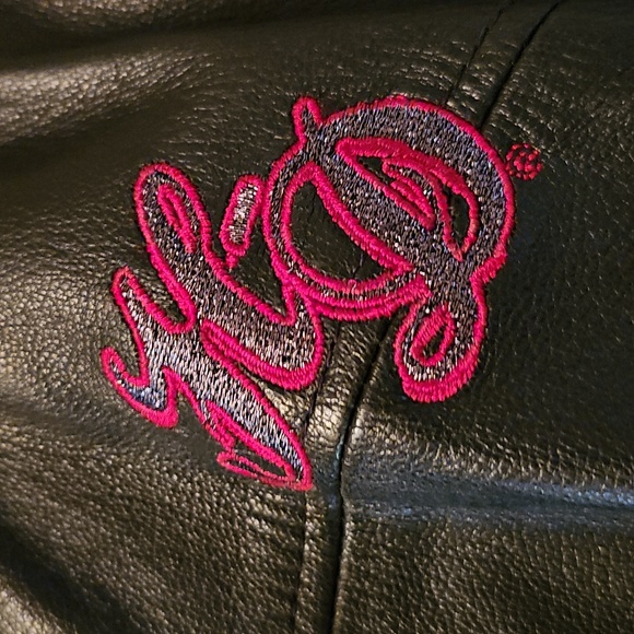 Harley Davidson Black Quilted Leather Jacket with Red Accents 2 Piece - Picture 2 of 12